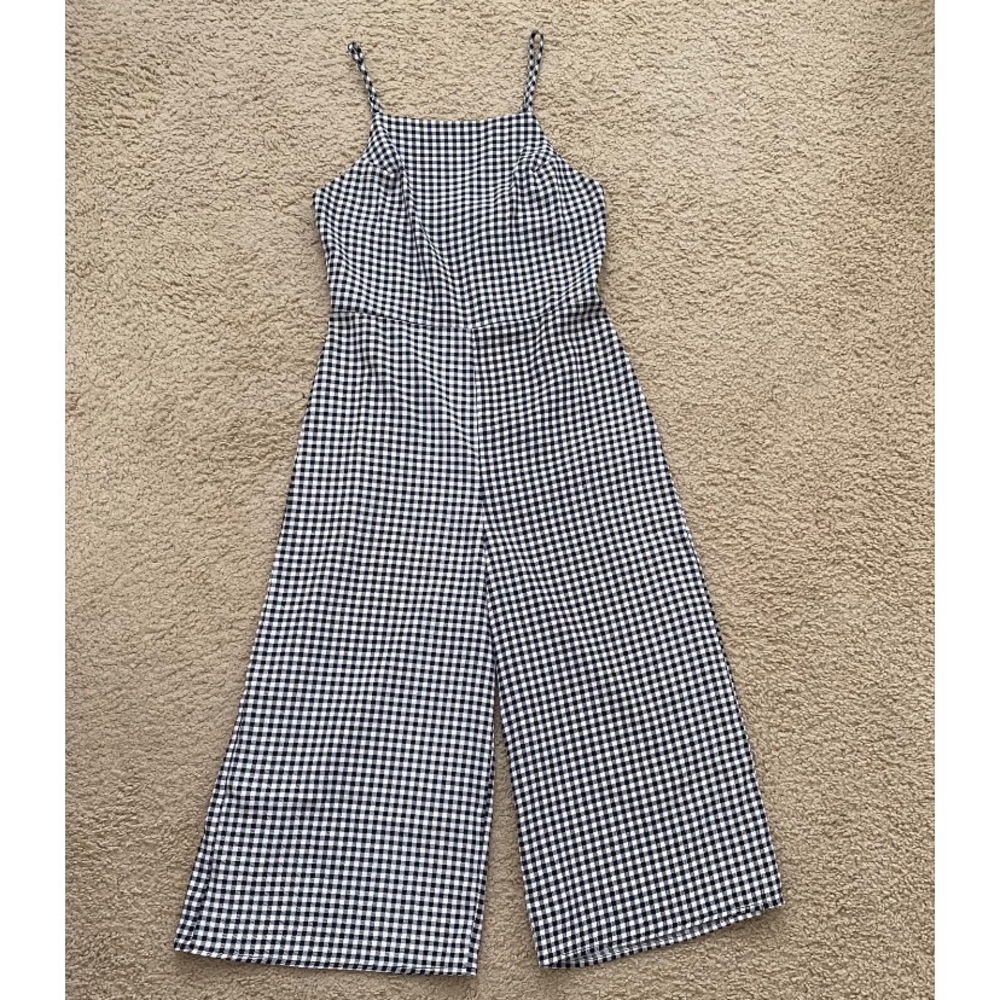 ❗️SOLD❗️
Cropped Gingham Romper - Picture 1 of 4